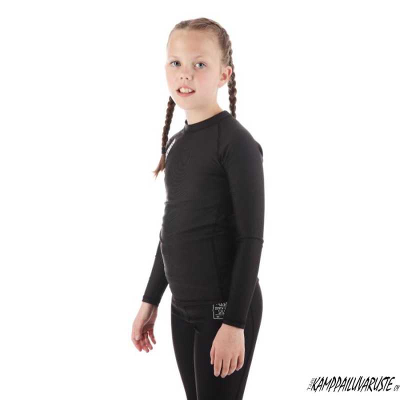 Tatami®ESSENTIALS Kids BLACK NOVA BASIC rash guard - Pitkähihainen edulliseen hintaan TJJS Kamppailuvaruste Oy nopea toimitus