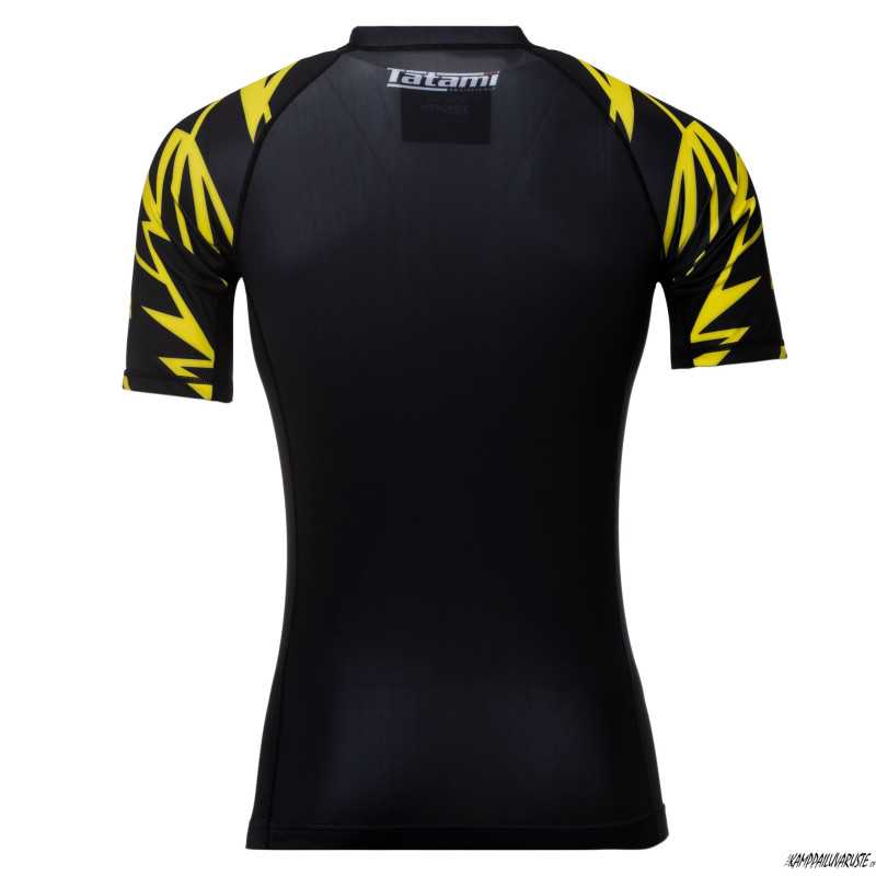 Tatami Recharge Rash Guard Bolt - Lyhythihainen edulliseen hintaan TJJS Kamppailuvaruste Oy nopea toimitus Tatami Recharge Rash Guard Bolt - Lyhythihainen edulliseen hintaan TJJS Kamppailuvaruste Oy nopea toimitus