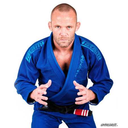 Tatami Estilo Black Label Gi - Sininen & Sininen edulliseen hintaan TJJS Kamppailuvaruste Oy nopea toimitus