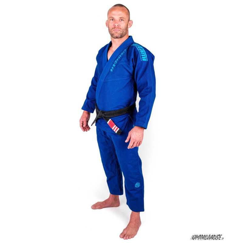 Tatami Estilo Black Label Gi – Blå på Blå till ett lågt pris TJJS Kamppailuvaruste Oy snabb leverans