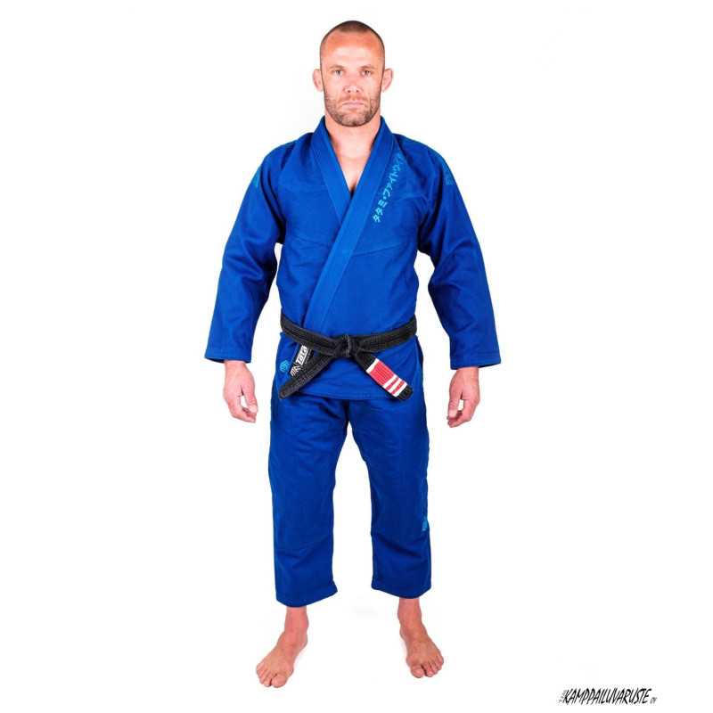 Tatami Estilo Black Label Gi – Blå på Blå till ett lågt pris TJJS Kamppailuvaruste Oy snabb leverans