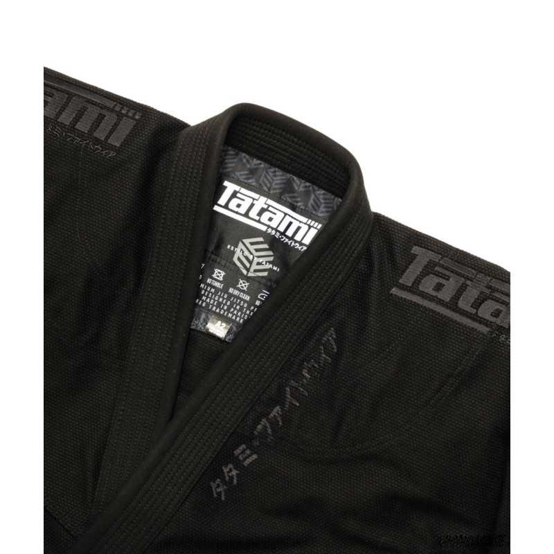 Tatami Estilo Black Label Gi – Svart På Svart till ett lågt pris TJJS Kamppailuvaruste Oy snabb leverans Tatami Estilo Black Label Gi – Svart På Svart till ett lågt pris TJJS Kamppailuvaruste Oy snabb leverans