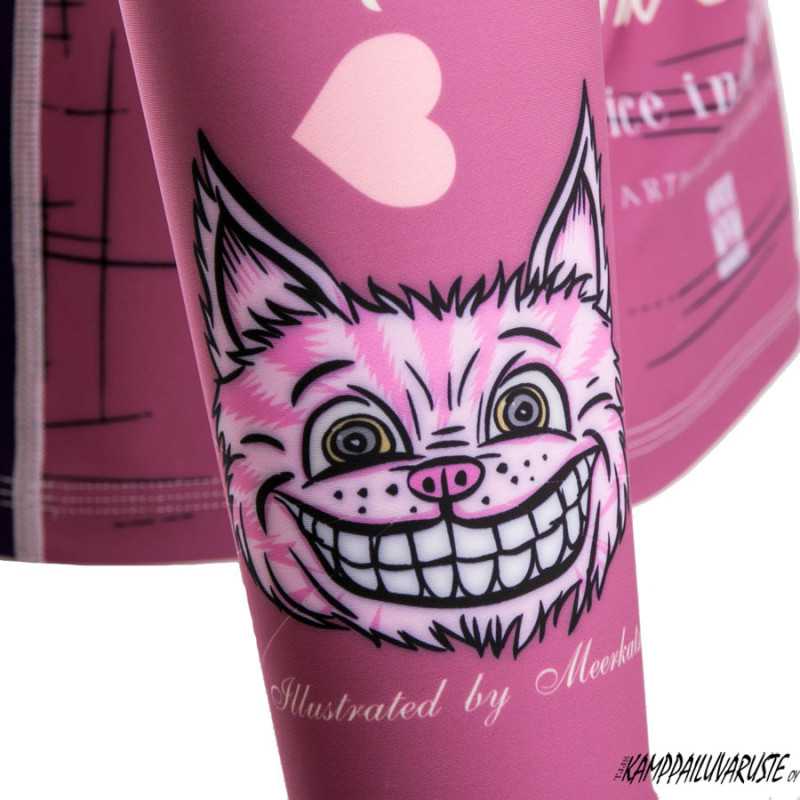 Tatami Kids Alice in Jiu-Jitsu Land Rash Guard - Pitkähihainen edulliseen hintaan TJJS Kamppailuvaruste Oy nopea toimitus