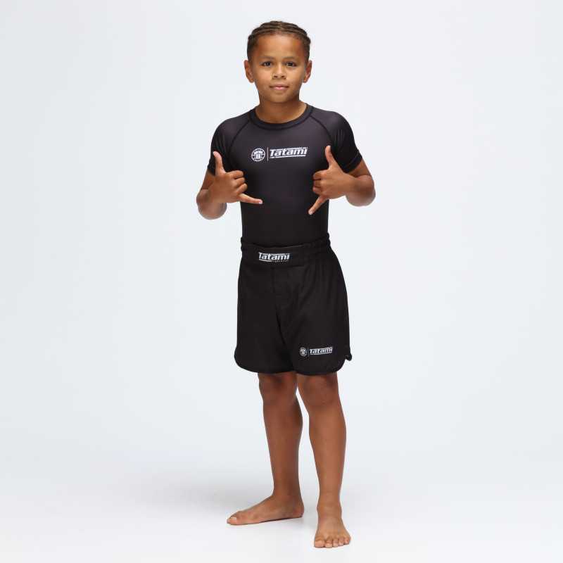 Tatami Kids Impact Grappling Shorts – Svart till ett lågt pris TJJS Kamppailuvaruste Oy snabb leverans