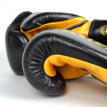 FairtexTJJS Kamppailuvaruste Oy|Fairtex BGV18 Super Sparring handskar - Svart/Guld|130,56 €|