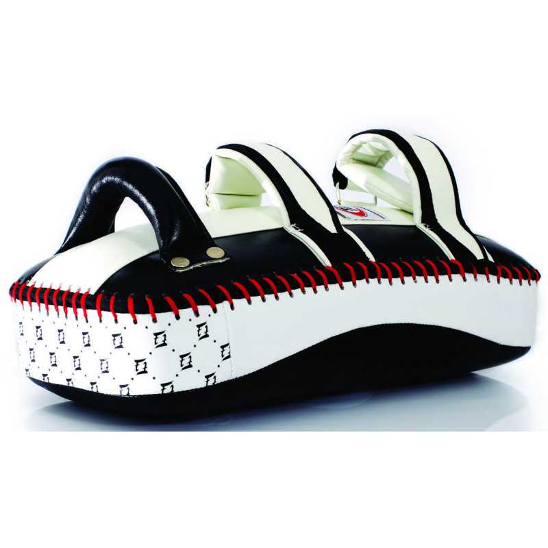 Fairtex KPLC3 - Thaipads "Boomerang Style" till ett lågt pris TJJS Kamppailuvaruste Oy snabb leverans