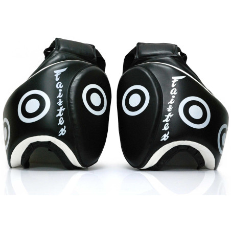 Fairtex TP3 - Deluxe Thigh Pads