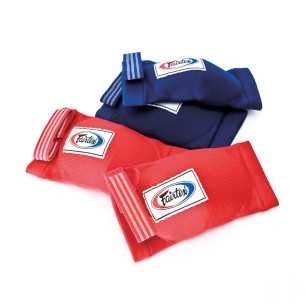 Fairtex EBE1 kyynärpää suojat edulliseen hintaan TJJS Kamppailuvaruste Oy nopea toimitus