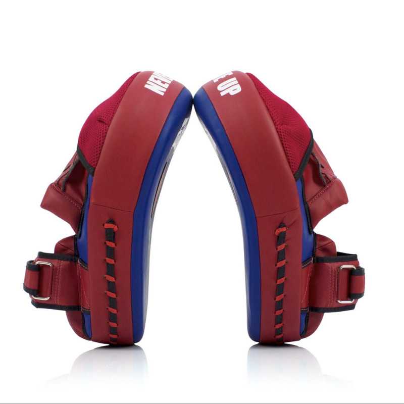 Fairtex FMV13 Focus Mitt "Boomerang Style" at a low price TJJS Kamppailuvaruste Oy fast delivery Fairtex FMV13 Focus Mitt "Boomerang Style" at a low price TJJS Kamppailuvaruste Oy fast delivery