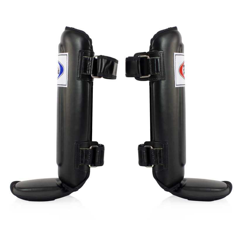 Shin Pads Fairtex SP3 - Pro Style at a low price TJJS Kamppailuvaruste Oy fast delivery