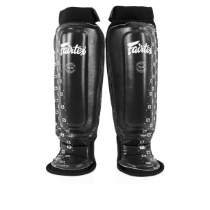 Fairtex SP6 - Svart neopren MMA benskydd