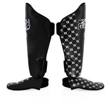 FairtexTJJS Kamppailuvaruste Oy|Benskydd Fairtex SP5 - Svart|108,00 €|