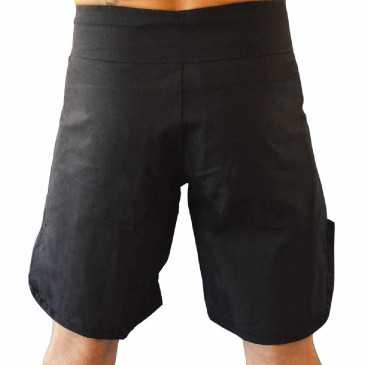 TJJS Kamppailuvaruste Oy|Keiko Bermuda KNG shorts - Black|kr553.09