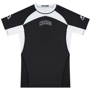 TJJS Kamppailuvaruste Oy|Rash guards & spats