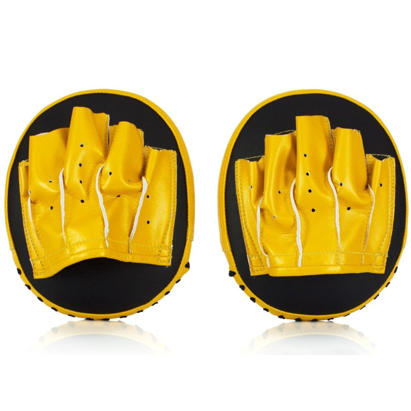 Fairtex FMV15 Focus Mitts at a low price TJJS Kamppailuvaruste Oy fast delivery Fairtex FMV15 Focus Mitts at a low price TJJS Kamppailuvaruste Oy fast delivery