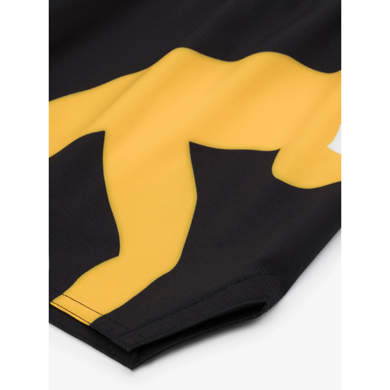 MANTO fight shortsit LOGO musta - Täydellinen mukavuus