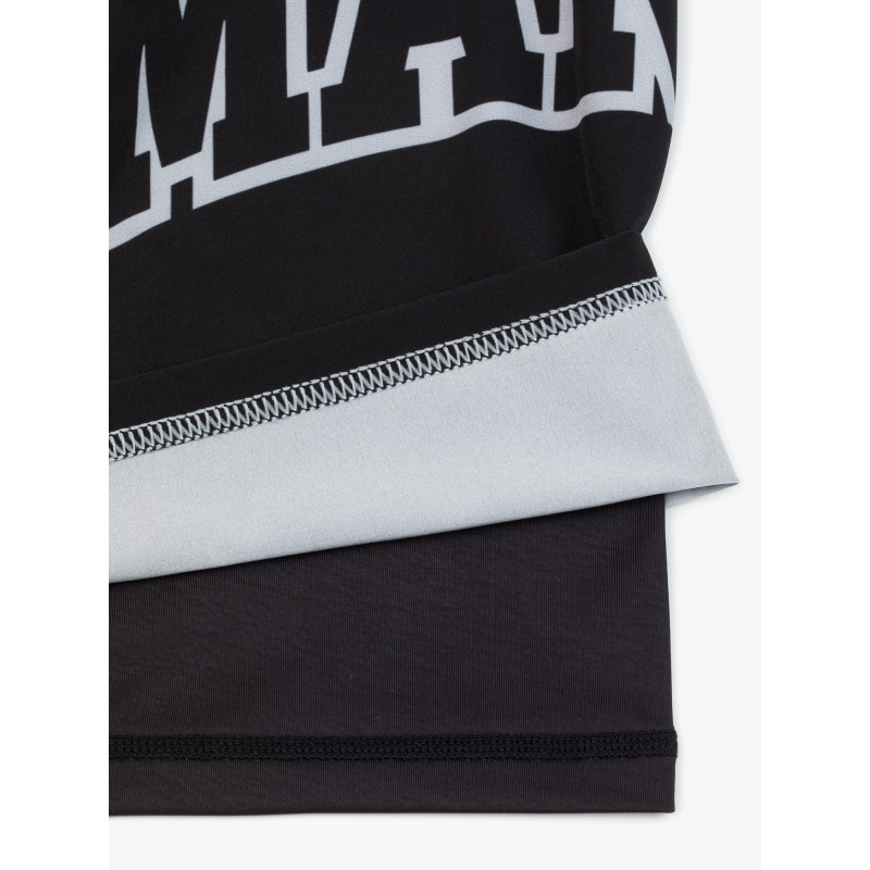 MANTO fight shortsit VARSITY musta - Mukavuutta ja tyyliä